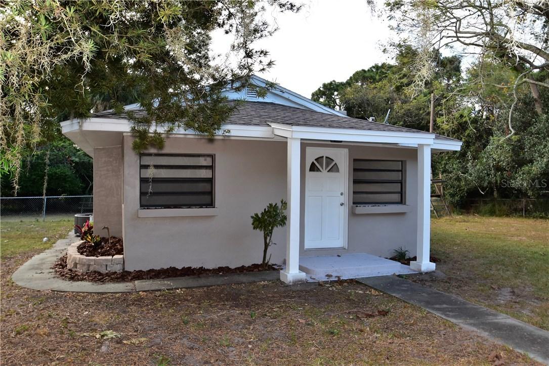 13435 Delaware Ave., Astatula, FL 34705