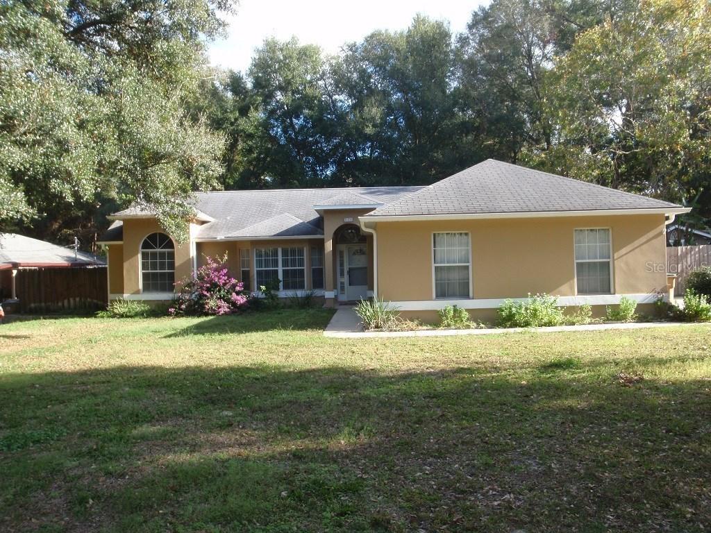 26220 Biltmore St., Sorrento, FL 32776