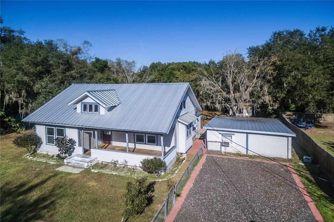 452 Bayless St., Umatilla, FL 32784