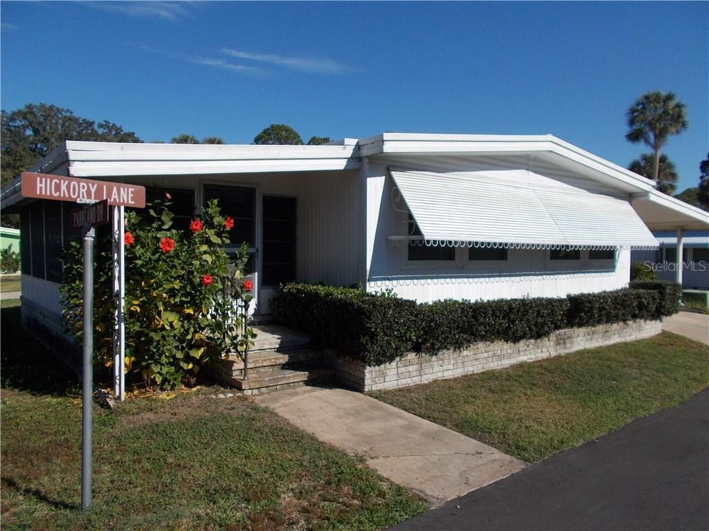 150 Hickory Ln., Eustis, FL 32726
