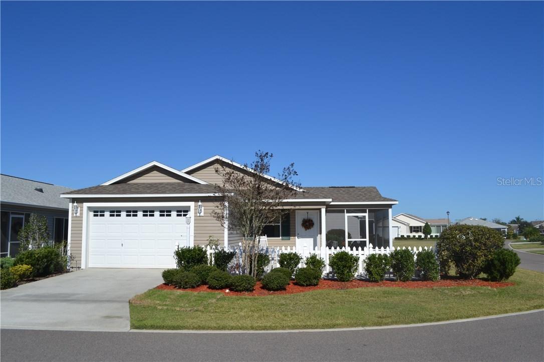 1981 Chesapeake Pl., The Villages, FL 32162