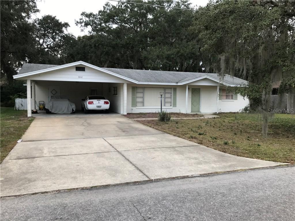 32145 Elizabeth Ave., Tavares, FL 32778