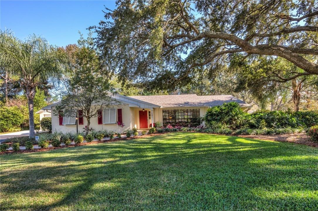 1281 Gray Ct., Eustis, FL 32726