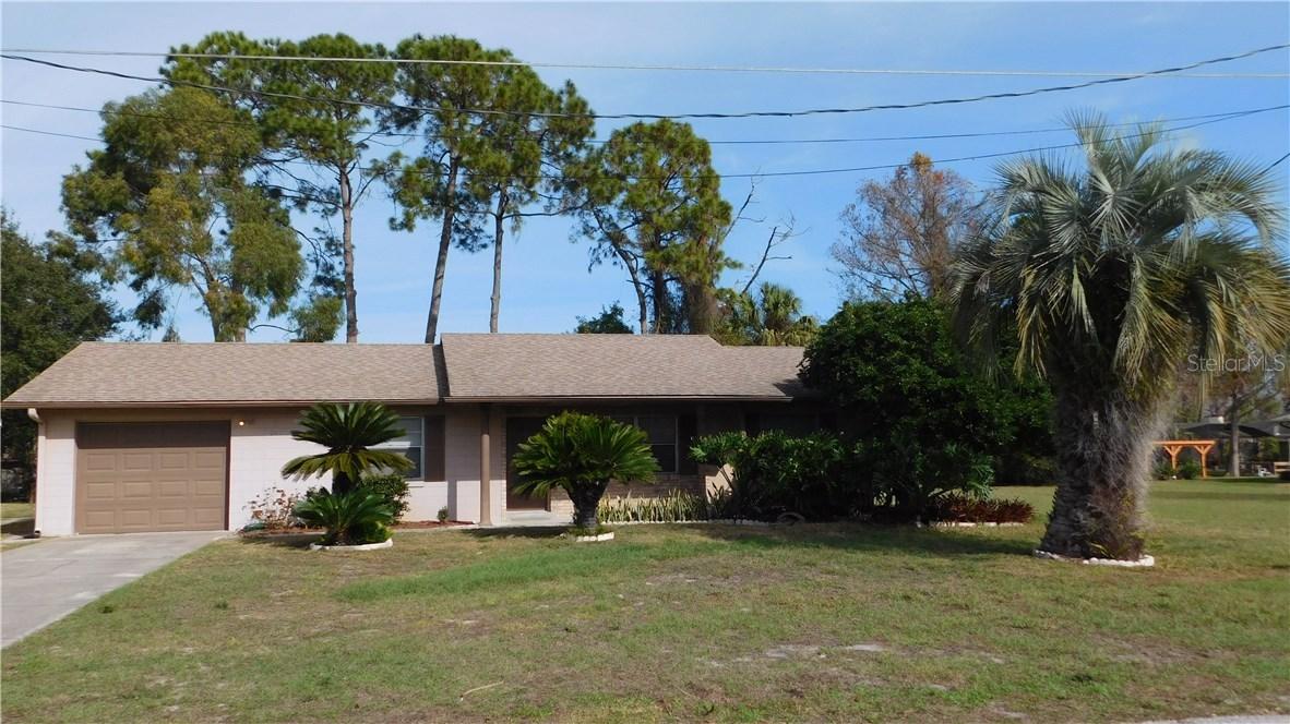 12427 Blue Heron Way, Leesburg, FL 34788