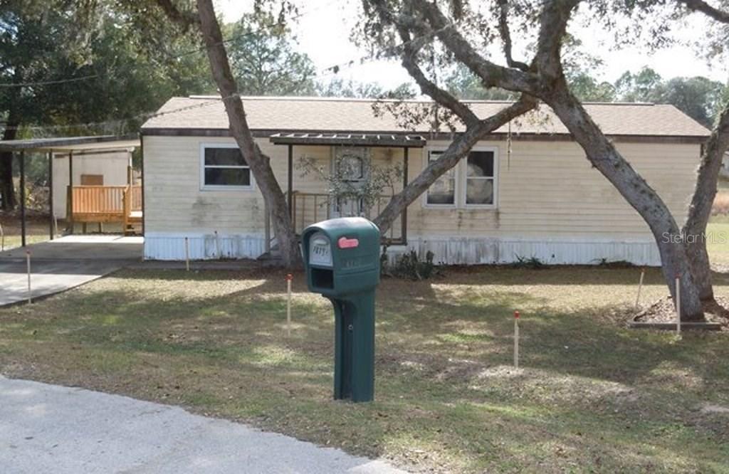 18792 SE 50 St., Ocklawaha, FL 32179