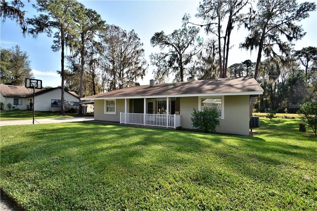 11344 Davison Ln., Tavares, FL 32778