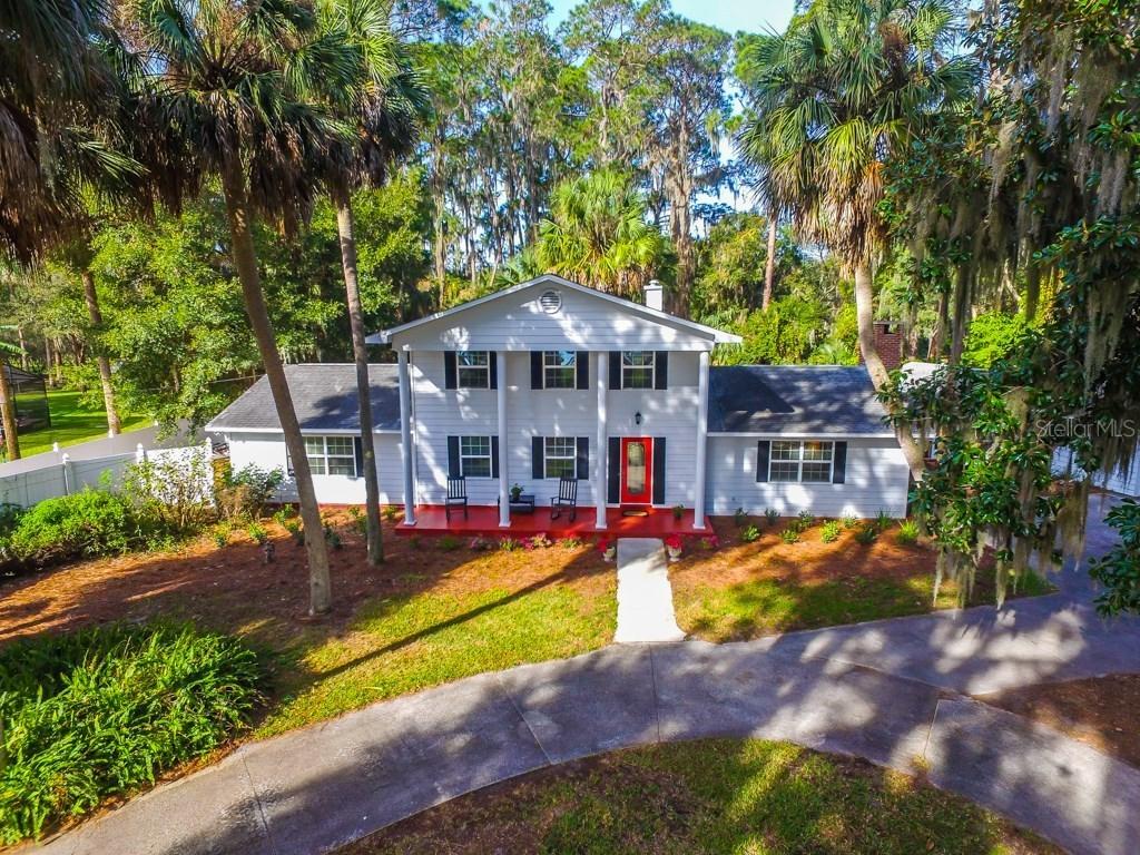 3001 Lakeshore Dr., Mount Dora, FL 32757