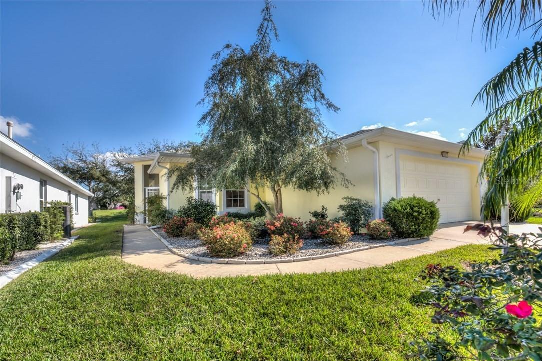 5582 Charleston Ave., Tavares, FL 32778