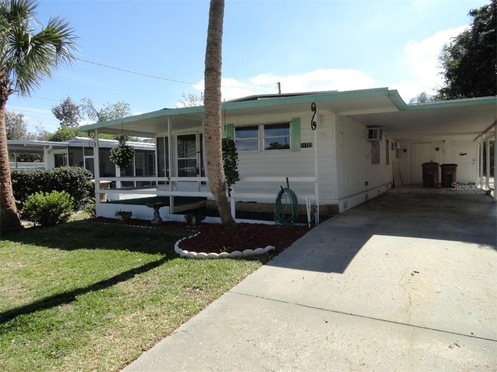 11722 Hickory Ln., Tavares, FL 32778