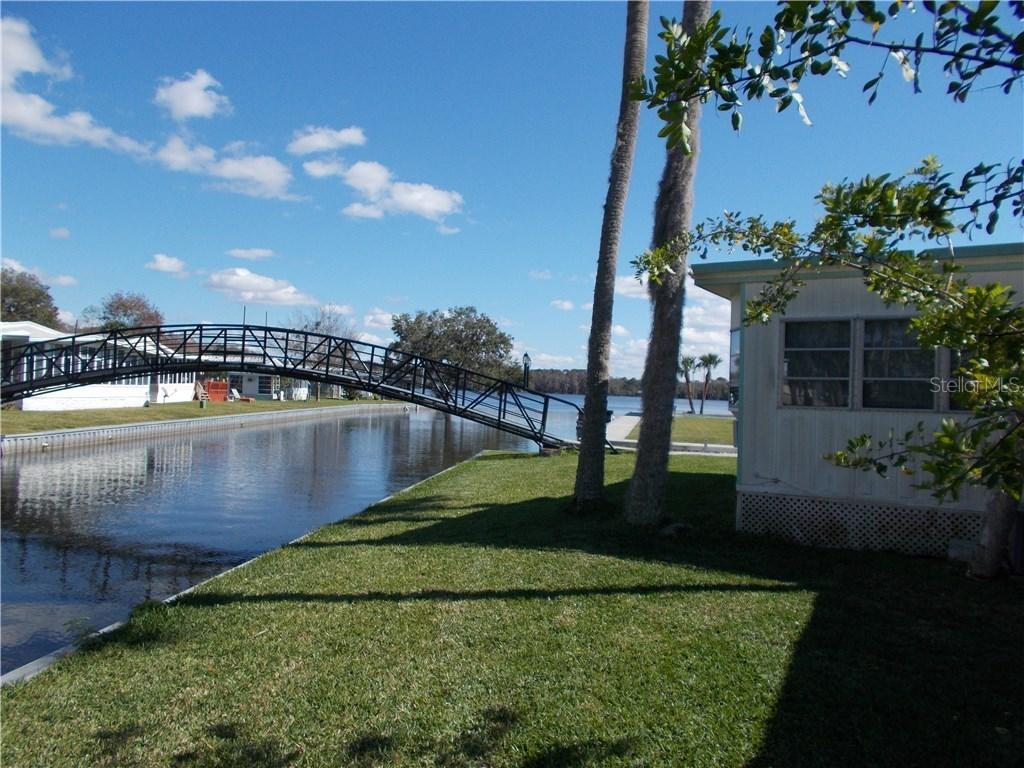 28 Winding Way, Eustis, FL 32726