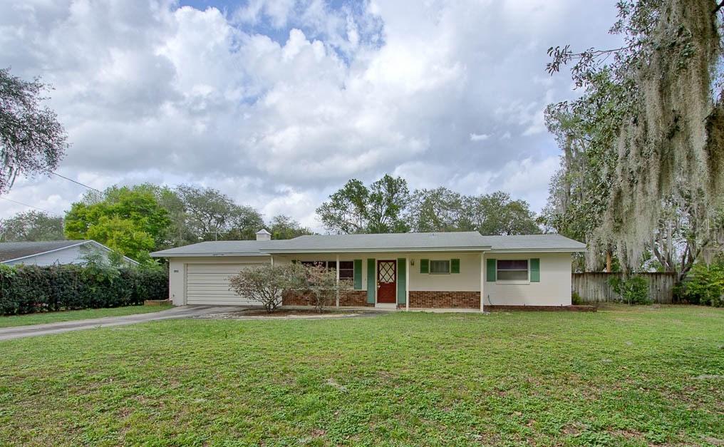 1506 Spanish Ave., Leesburg, FL 34748