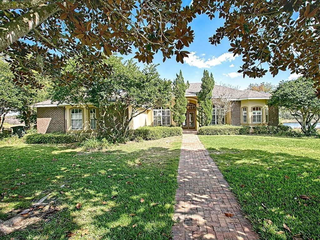 16744 Bay Club Dr., Clermont, FL 34711