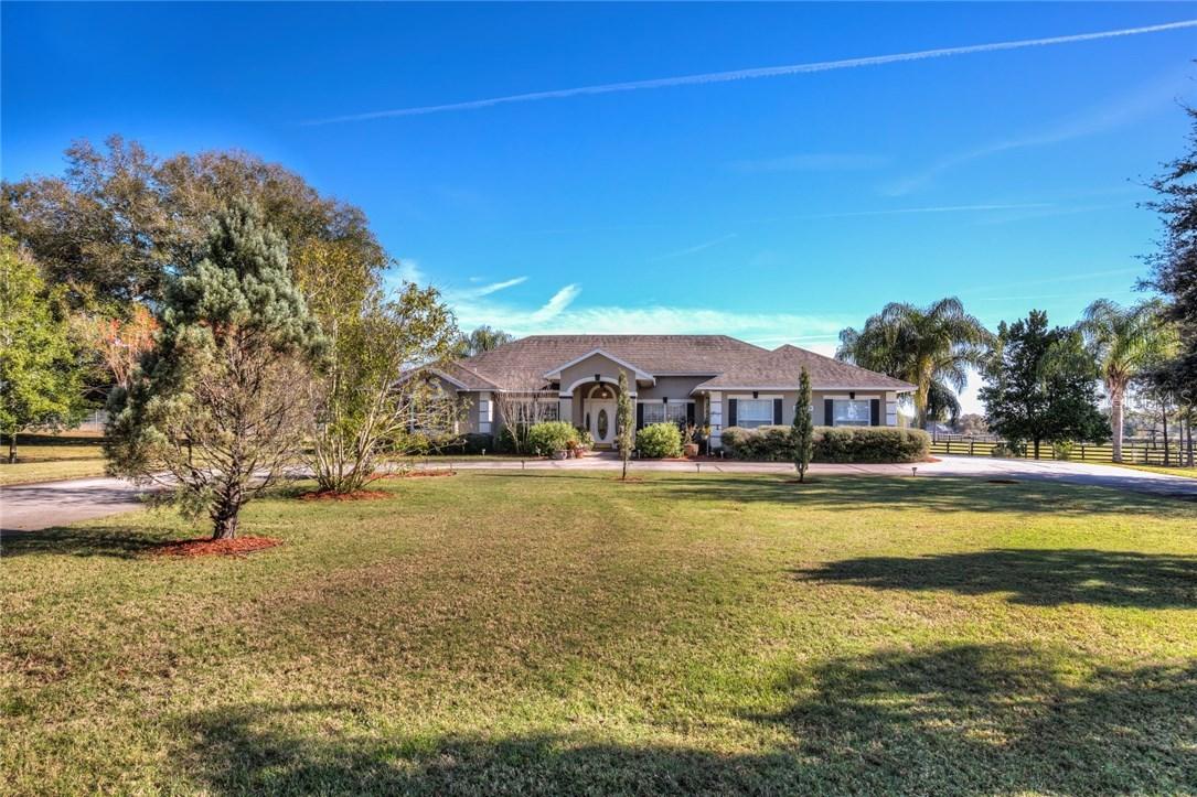 25129 Rolling Oak Rd., Sorrento, FL 32776