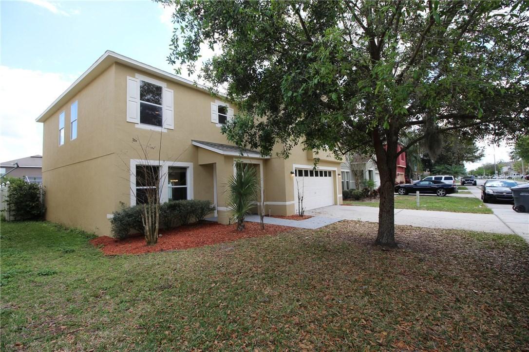 2405 Brownwood Dr., Mulberry, FL 33860
