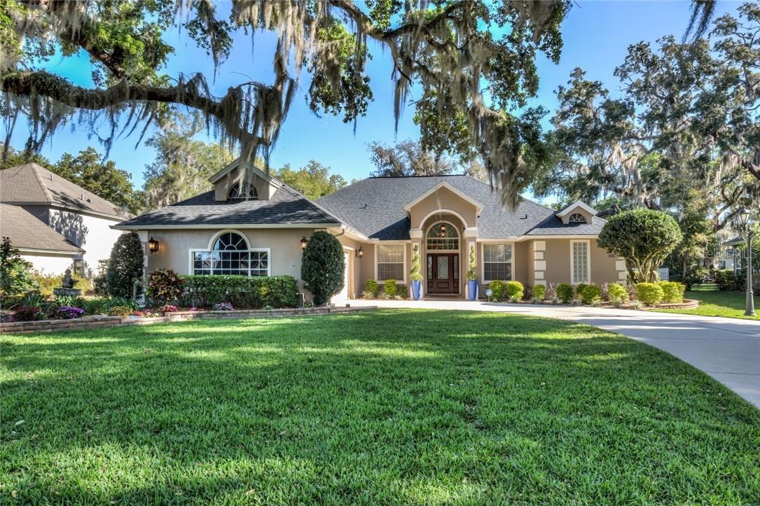 34244 Parkview Ave., Eustis, FL 32736