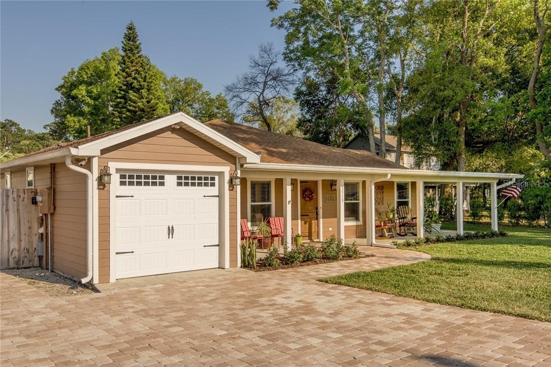 5713 Lake St., Mount Dora, FL 32757