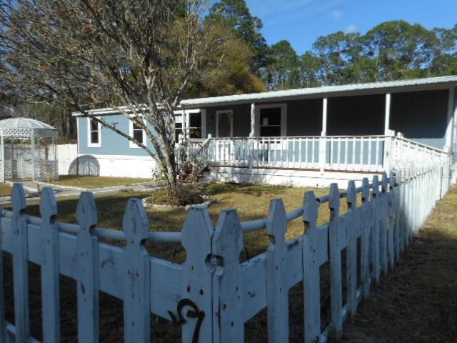 5787 SE 184th Ter., Ocklawaha, FL 32179