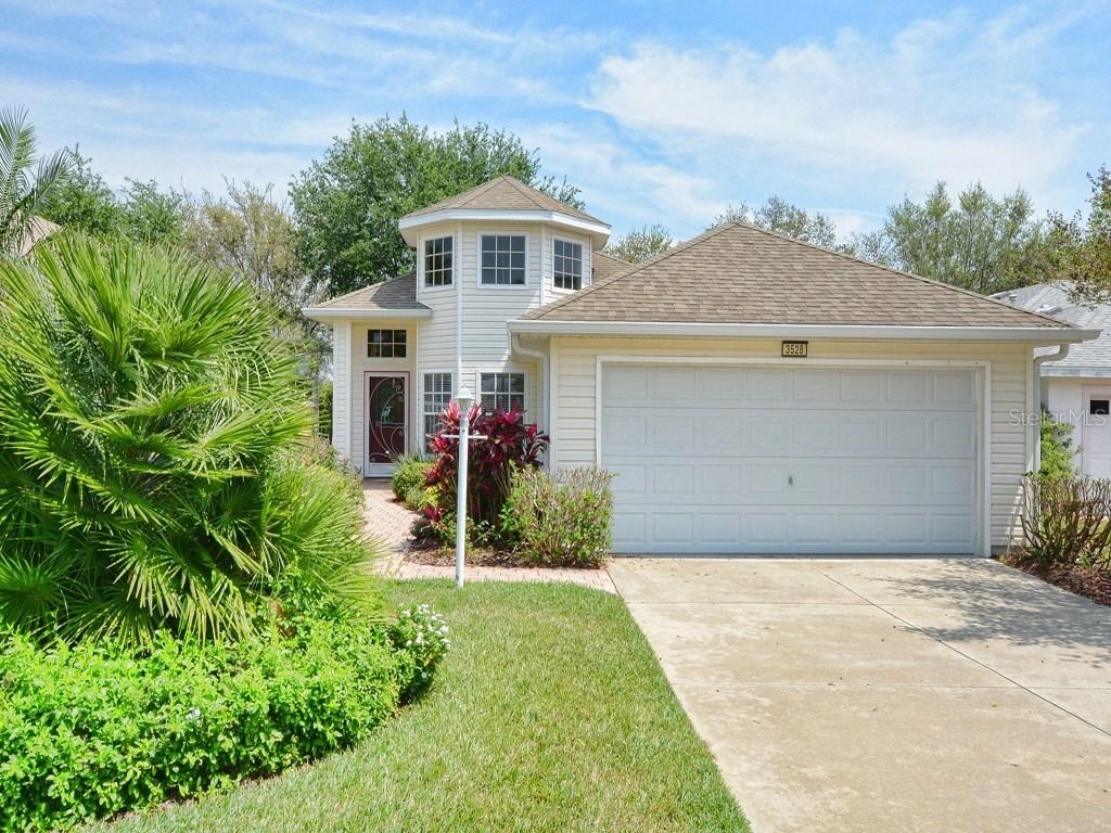 3528 Tropical Seas Loop, Tavares, FL 32778