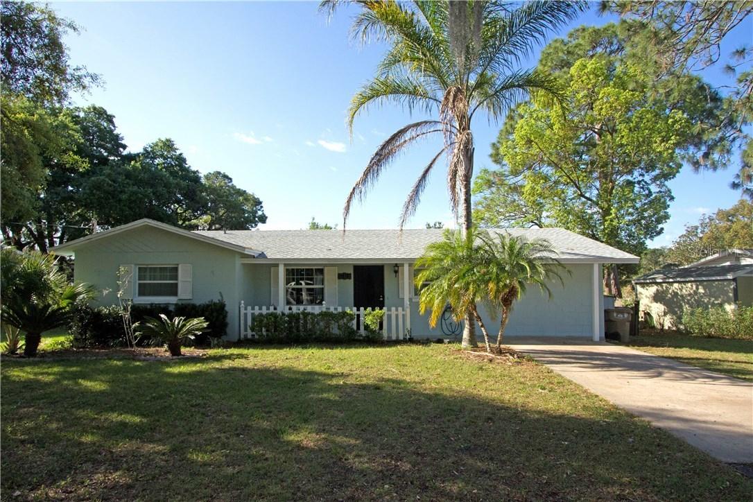 37410 Turner Dr., Umatilla, FL 32784