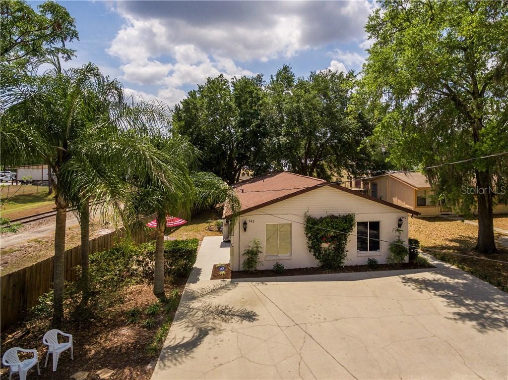 540-542 E Caroline St., Tavares, FL 32778