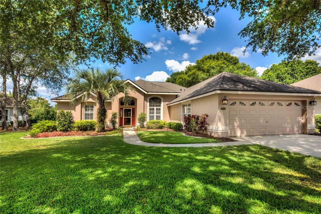 7006 Shadowood Cir., Mount Dora, FL 32757