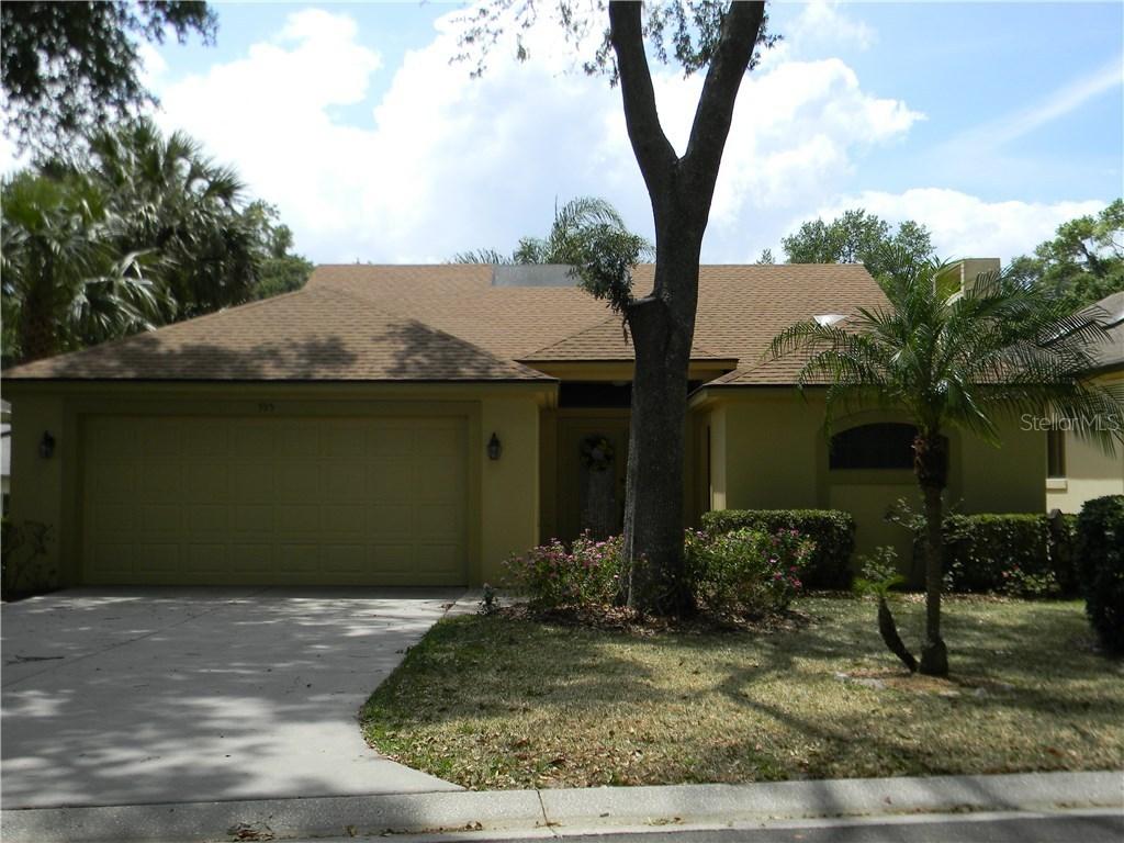 595 Sandlake Ct., Mount Dora, FL 32757