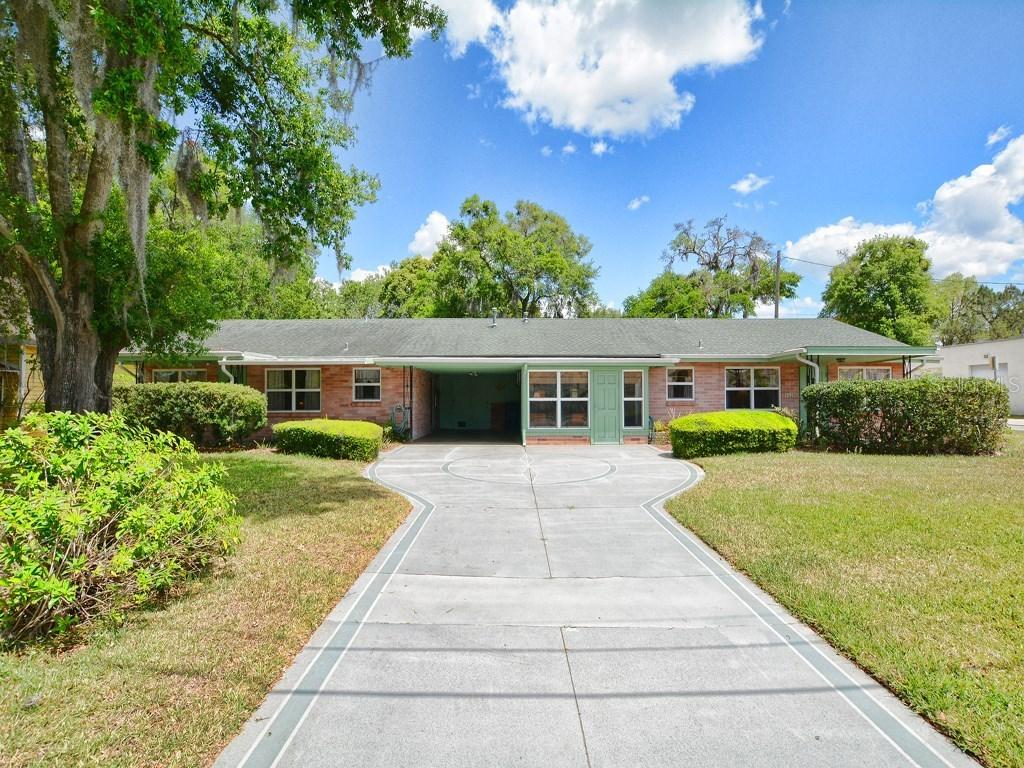 606 N New Hampshire Ave., Tavares, FL 32778