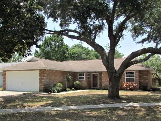 2105 David Ct., Mount Dora, FL 32757
