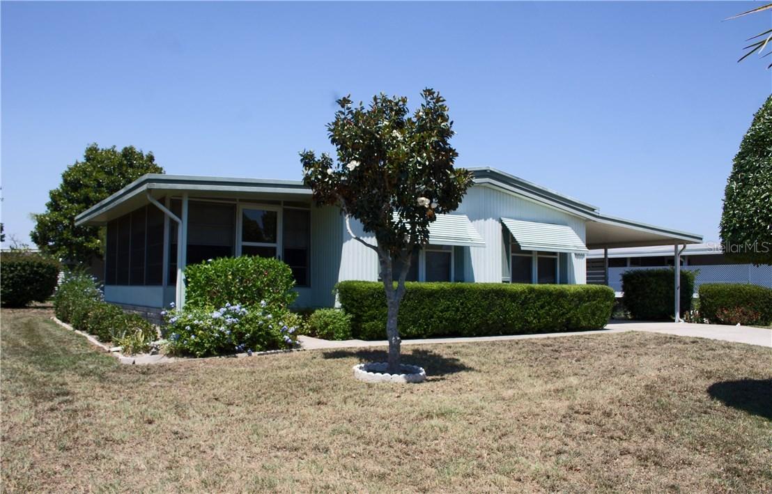 1206 Apache Cir., Tavares, FL 32778