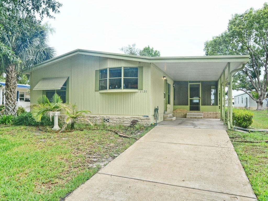 3128 Myakka River Rd., Tavares, FL 32778