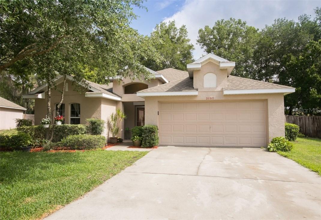25317 Ironwedge Dr., Sorrento, FL 32776