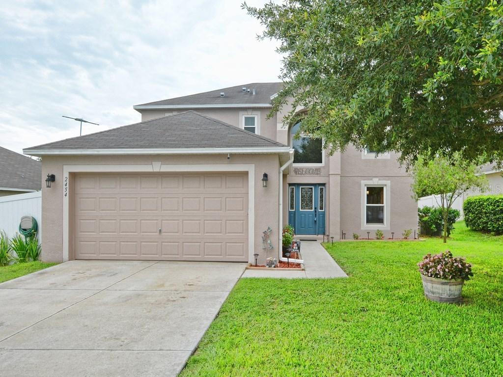 2454 Foxhollow Rd., Tavares, FL 32778