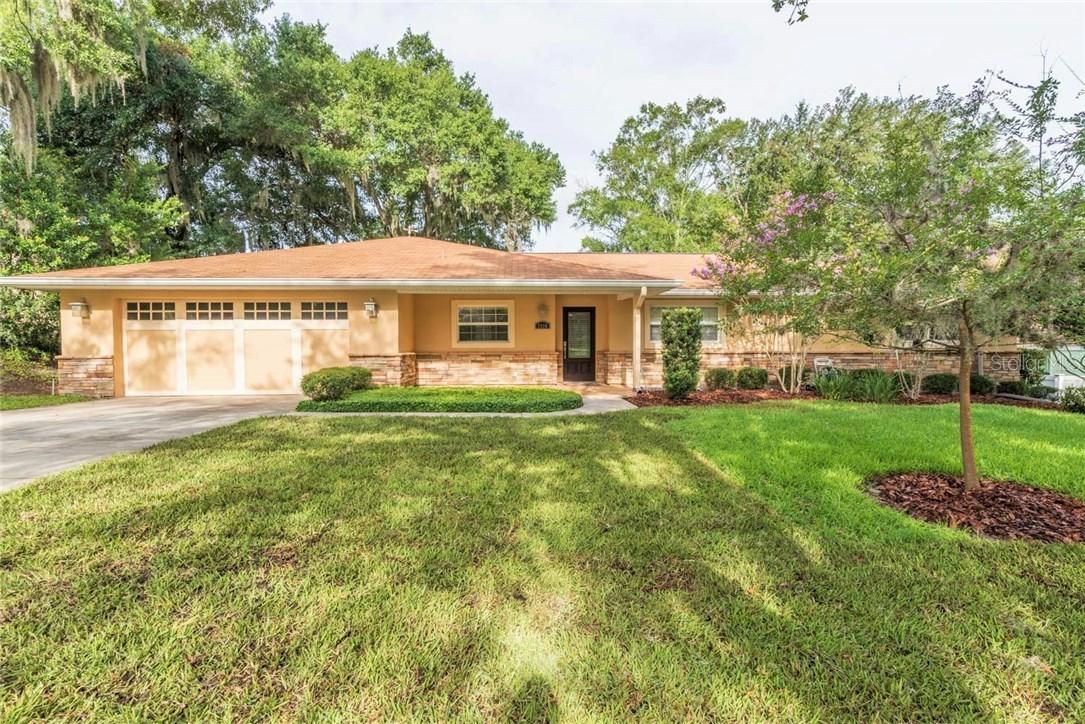 2320 Lakeview Ave., Clermont, FL 34711