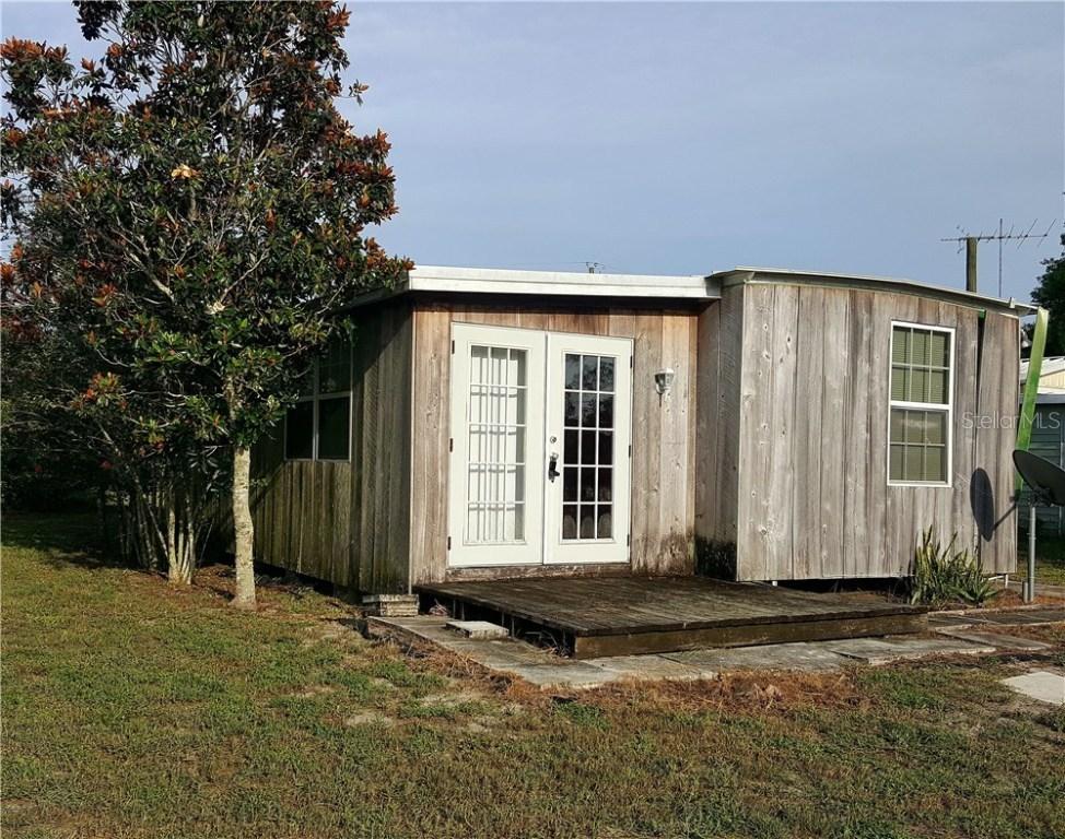 26143 Rose Ln., Astatula, FL 34705