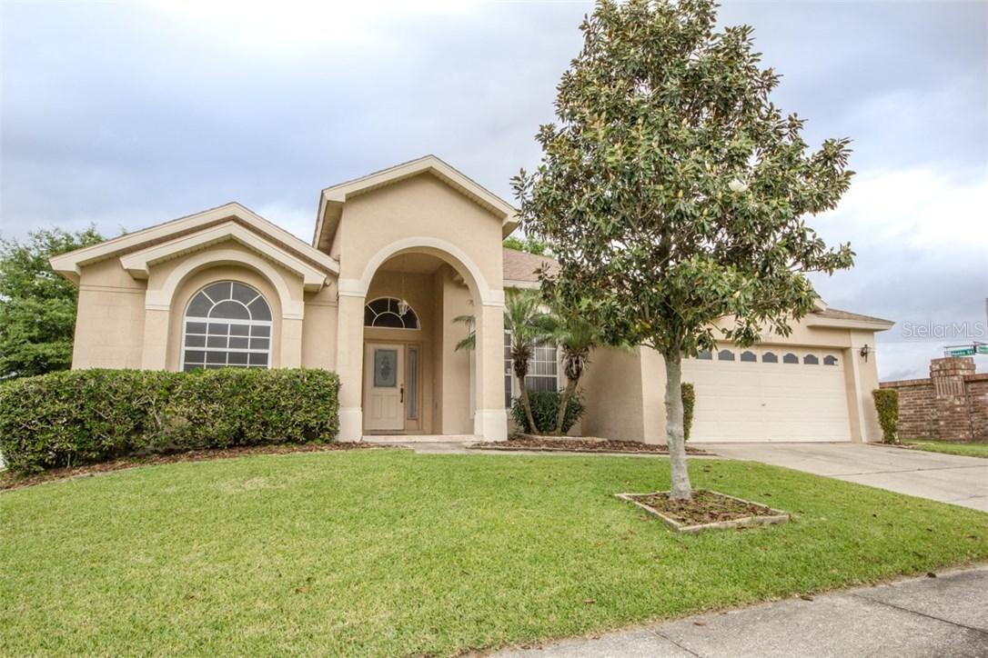 2615 Cedaridge Cir., Clermont, FL 34711