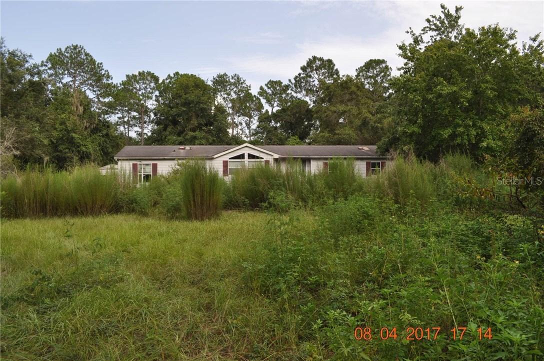 8940 E Treasure Island Ave., Leesburg, FL 34788