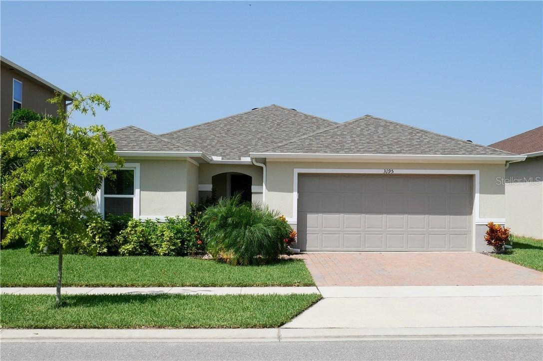 3195 Bayou Ln., Tavares, FL 32778