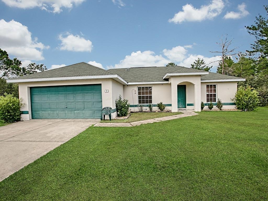 7 Fisher Loop Pass, Ocklawaha, FL 32179