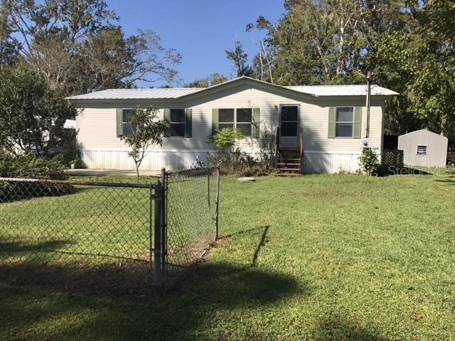 56511 Elm Rd., Astor, FL 32102