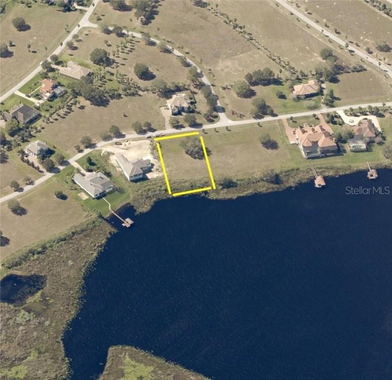 Royal Palm Dr., Groveland, FL 34736