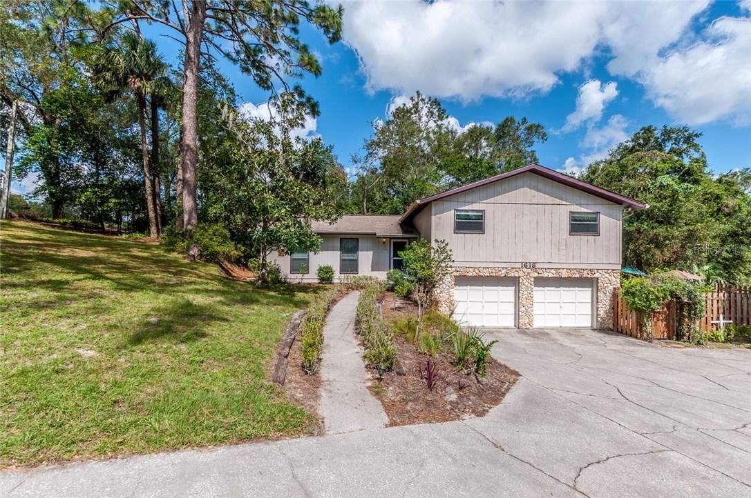 1618 Hilltop Dr., Mount Dora, FL 32757