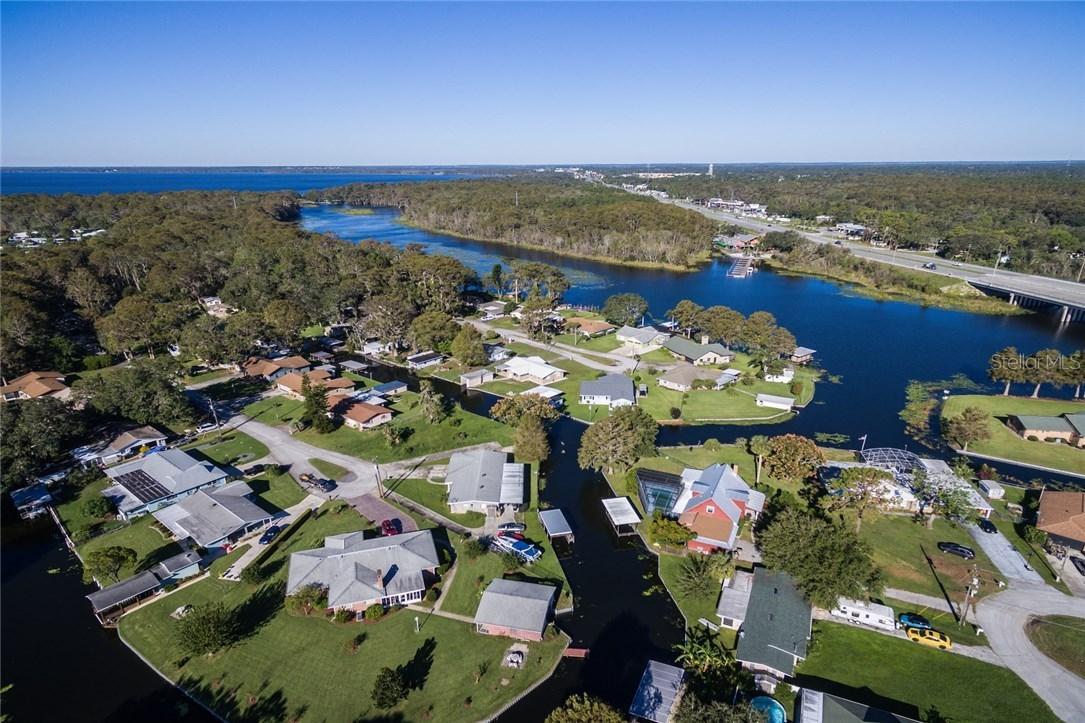 31830 Tropical Shores Dr., Tavares, FL 32778