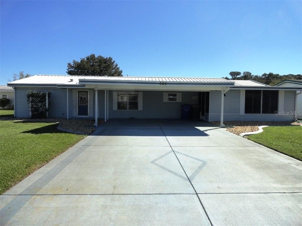 920 Hilltop Rd., Tavares, FL 32778