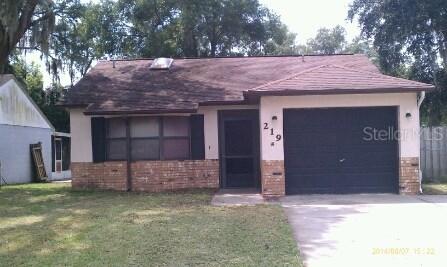 219 Deborah Ave., Leesburg, FL 34748