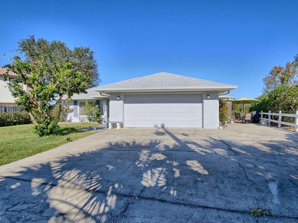 1 SE Tomoka Pl., Summerfield, FL 34491