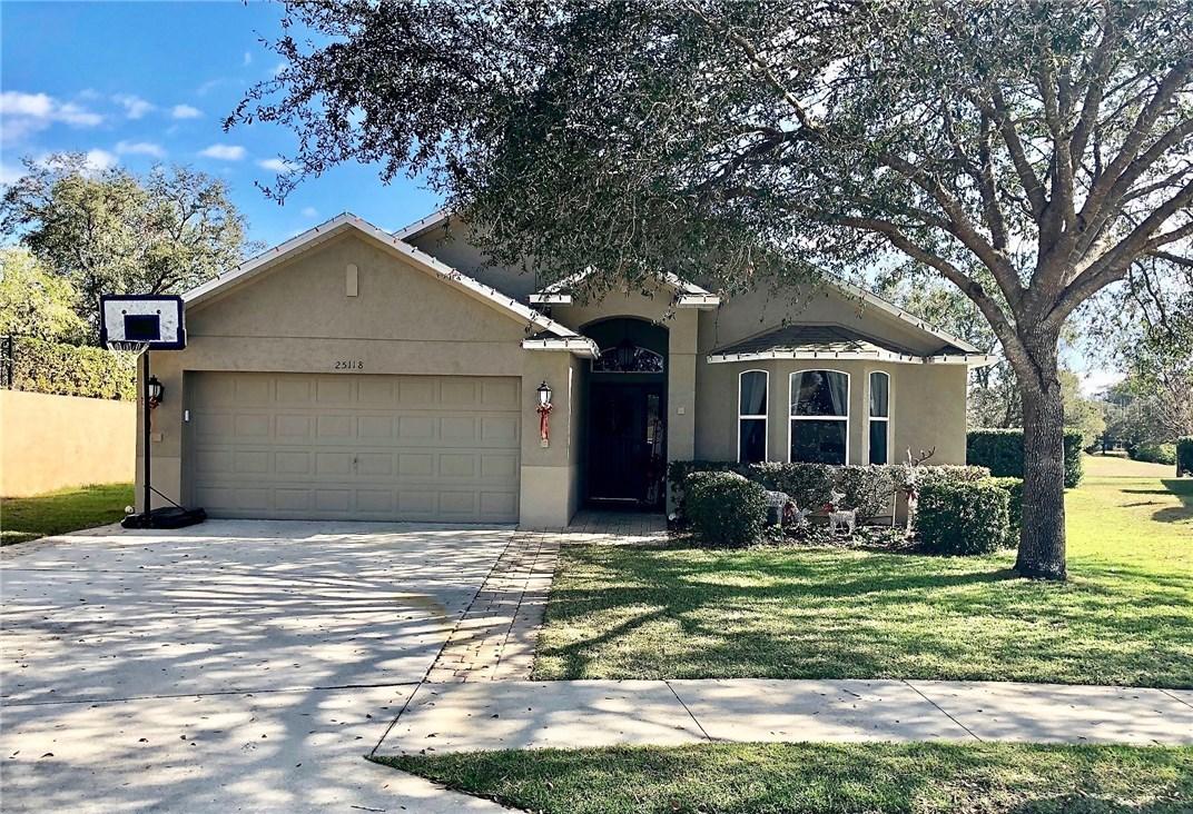 25118 Ironwedge Dr., Sorrento, FL 32776
