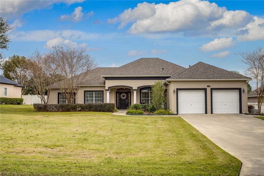 32314 Oak Canopy Dr, Sorrento, FL 32776