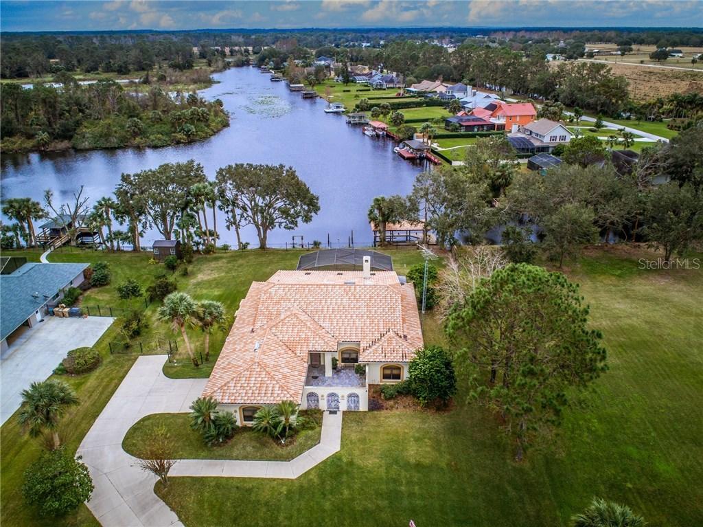 16238 E Shirley Shores Rd., Tavares, FL 32778