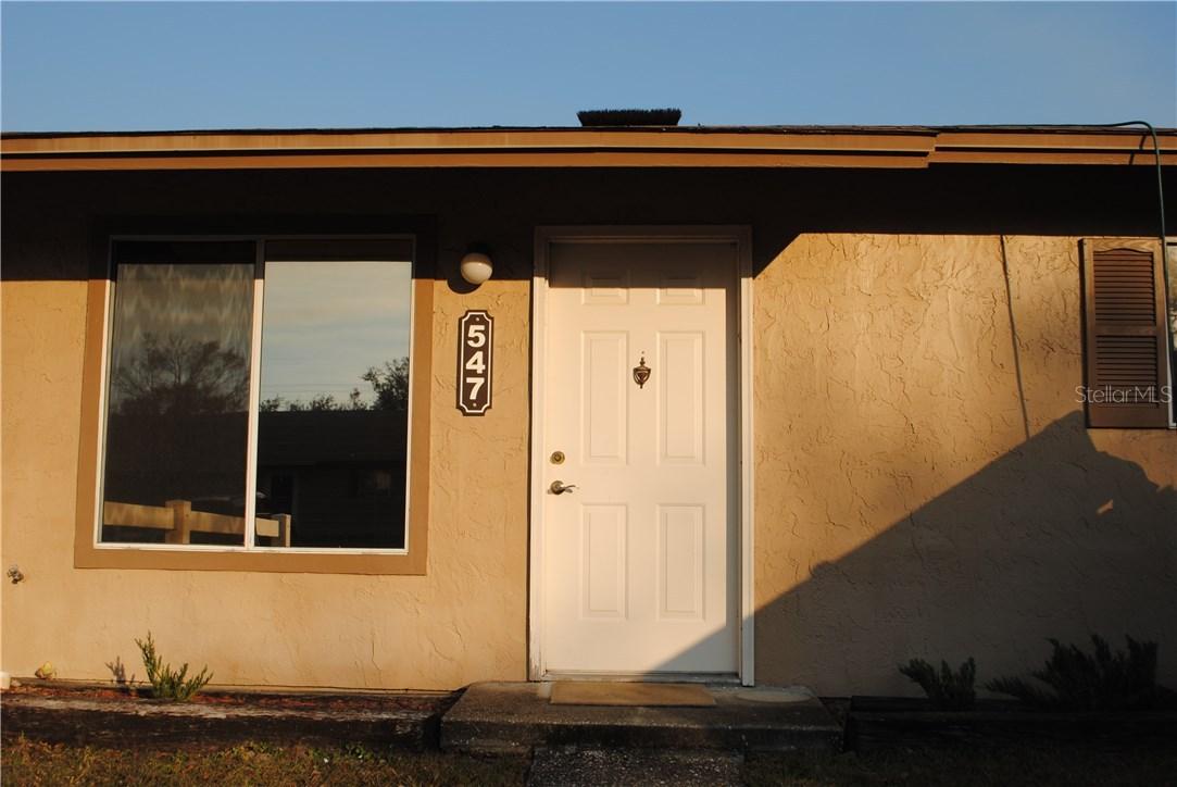 547 E Rosewood Ln., Tavares, FL 32778