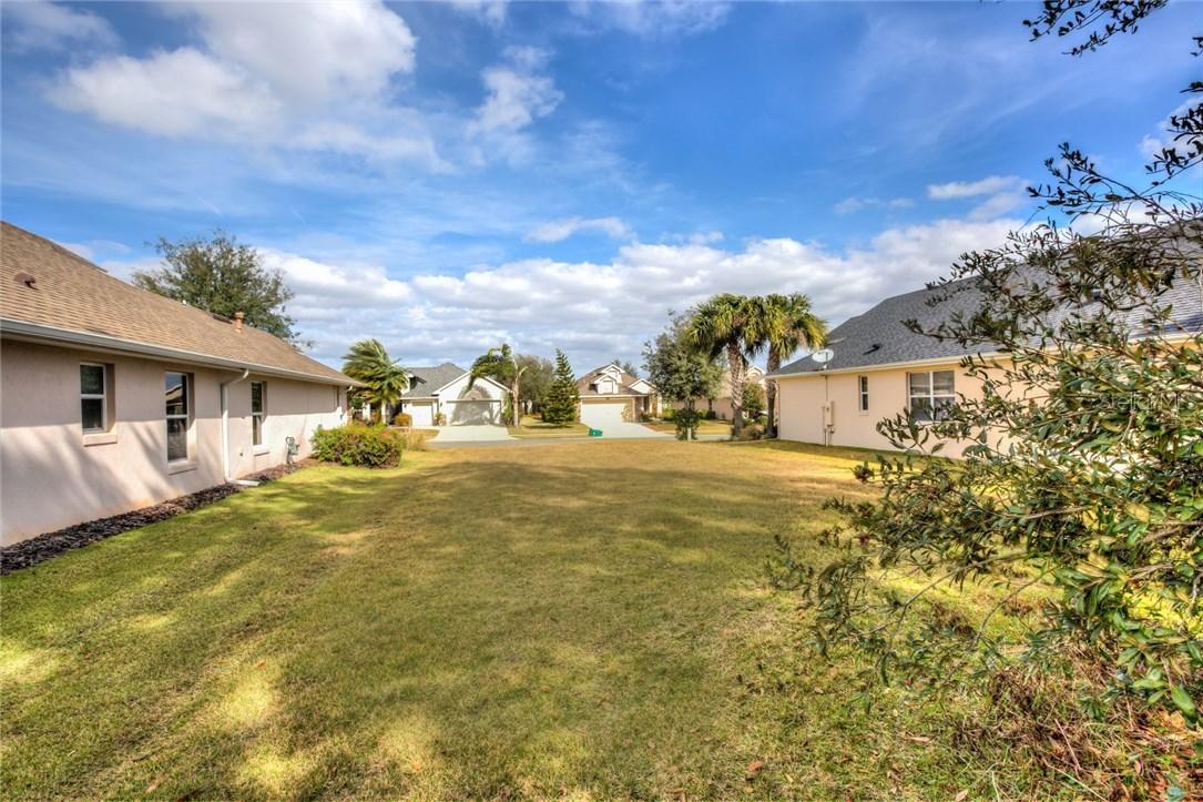 3006 New Haven Pl., Mount Dora, FL 32757